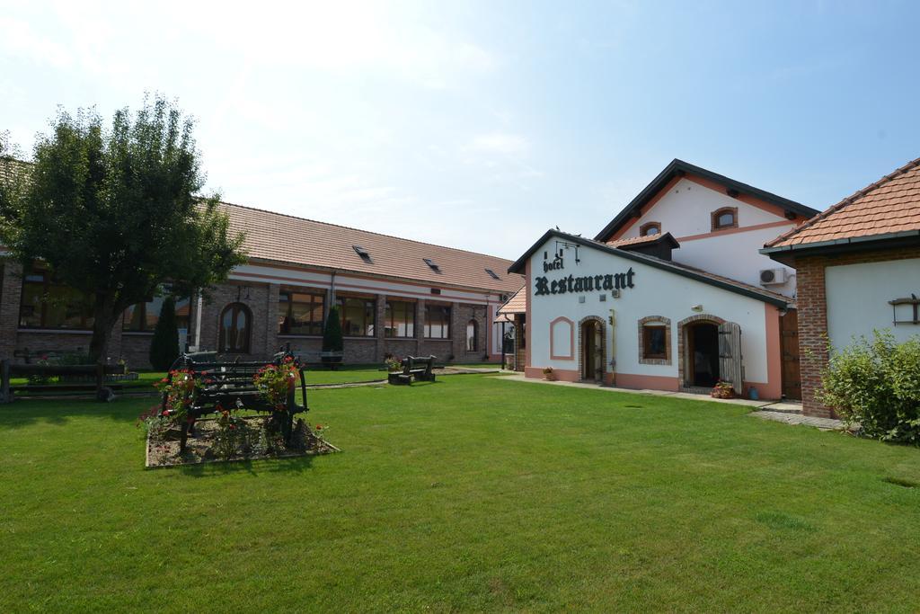 Hotel Schwabenhaus Sandra Exterior foto