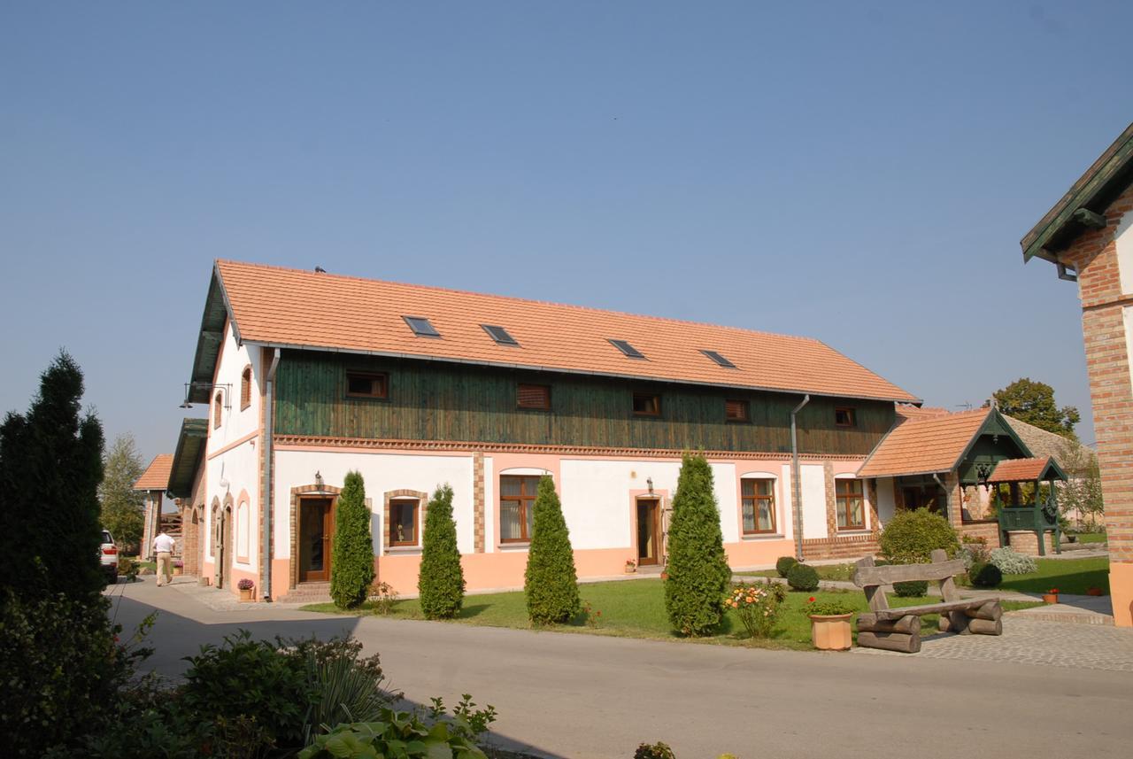 Hotel Schwabenhaus Sandra Exterior foto
